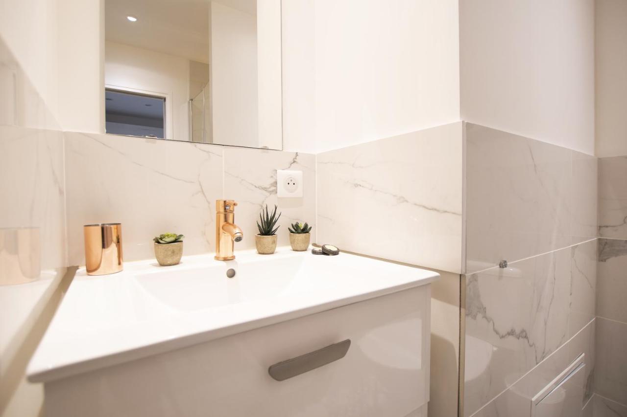Bel Appartement Idealement Situe - Tour Eiffel Párizs Kültér fotó